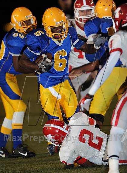 Thumbnail 1 in Johnson vs. Munford (AHSAA 4A Quarterfinal)  photogallery.