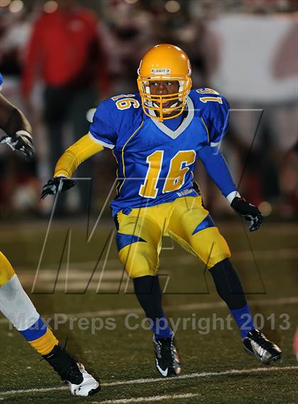 Thumbnail 1 in Johnson vs. Munford (AHSAA 4A Quarterfinal)  photogallery.