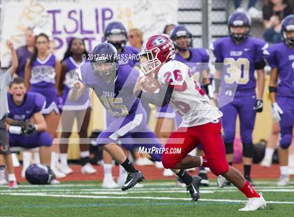 Thumbnail 2 in Bellport @ Islip photogallery.