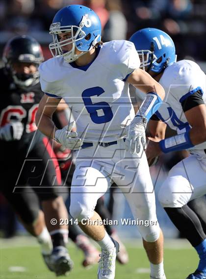 Thumbnail 1 in Dixie vs. Hurricane (UHSAA 3AA Final) photogallery.