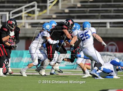 Thumbnail 2 in Dixie vs. Hurricane (UHSAA 3AA Final) photogallery.