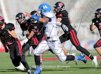 Thumbnail 3 in Dixie vs. Hurricane (UHSAA 3AA Final) photogallery.