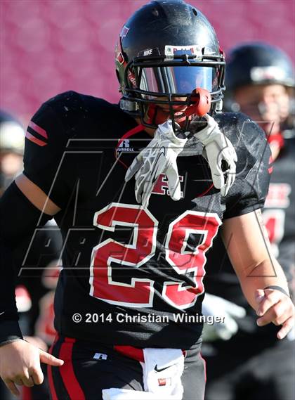 Thumbnail 1 in Dixie vs. Hurricane (UHSAA 3AA Final) photogallery.