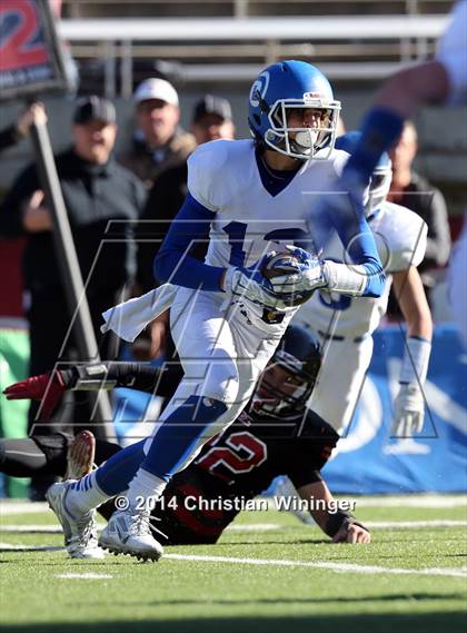 Thumbnail 1 in Dixie vs. Hurricane (UHSAA 3AA Final) photogallery.