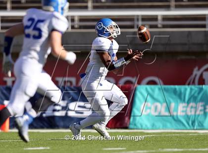 Thumbnail 3 in Dixie vs. Hurricane (UHSAA 3AA Final) photogallery.