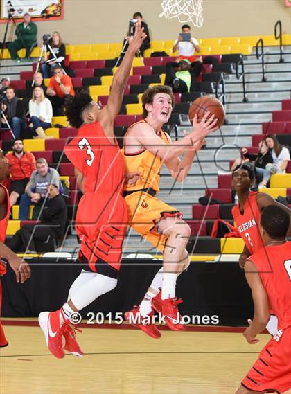 Thumbnail 3 in Salesian College Preparatory vs Chaparral (Hoophall West Invitational) photogallery.