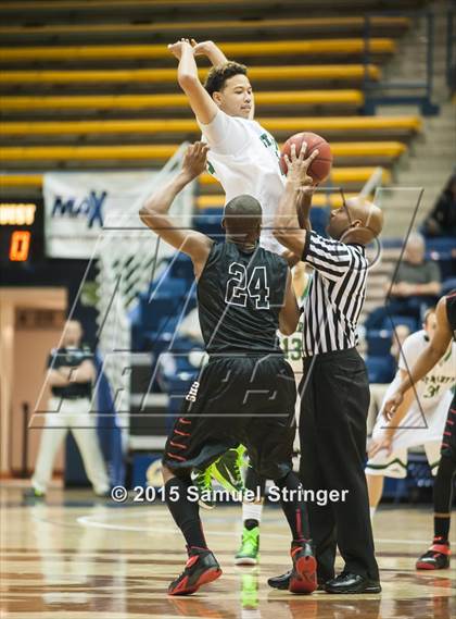 Thumbnail 2 in Salesian College Preparatory vs. St. Mary's (MaxPreps MLK Classic) photogallery.