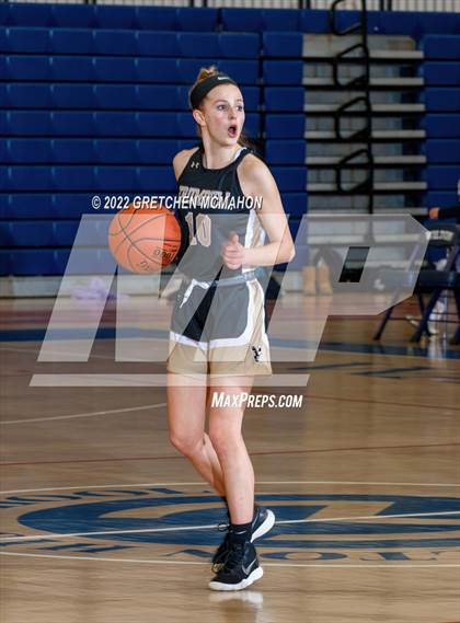 Thumbnail 3 in Wilton vs. Trumbull photogallery.