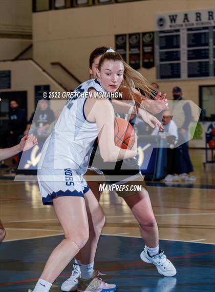Thumbnail 1 in Wilton vs. Trumbull photogallery.