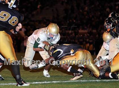 Thumbnail 1 in Mountain Brook vs. Oxford (AHSAA 6A Playoffs)  photogallery.