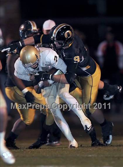 Thumbnail 2 in Mountain Brook vs. Oxford (AHSAA 6A Playoffs)  photogallery.