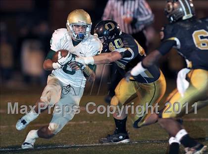 Thumbnail 1 in Mountain Brook vs. Oxford (AHSAA 6A Playoffs)  photogallery.