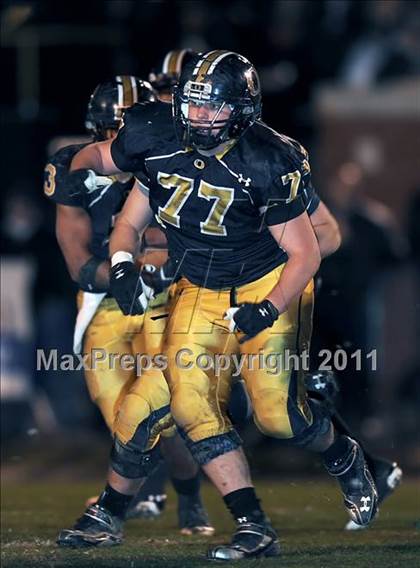 Thumbnail 3 in Mountain Brook vs. Oxford (AHSAA 6A Playoffs)  photogallery.