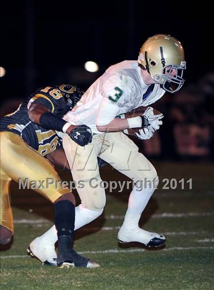 Thumbnail 1 in Mountain Brook vs. Oxford (AHSAA 6A Playoffs)  photogallery.