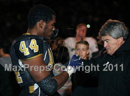 Thumbnail 2 in Mountain Brook vs. Oxford (AHSAA 6A Playoffs)  photogallery.