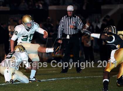 Thumbnail 3 in Mountain Brook vs. Oxford (AHSAA 6A Playoffs)  photogallery.