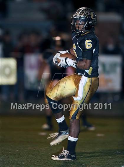Thumbnail 2 in Mountain Brook vs. Oxford (AHSAA 6A Playoffs)  photogallery.