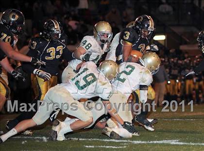 Thumbnail 1 in Mountain Brook vs. Oxford (AHSAA 6A Playoffs)  photogallery.