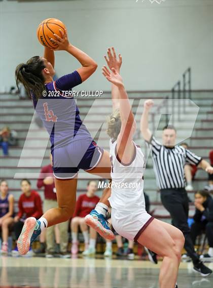 Thumbnail 3 in Herriman vs. Jordan (Beetdigger Classic) photogallery.