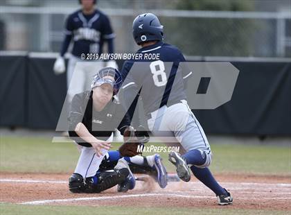 Thumbnail 3 in Plano West vs. Little Elm photogallery.