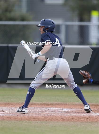 Thumbnail 2 in Plano West vs. Little Elm photogallery.
