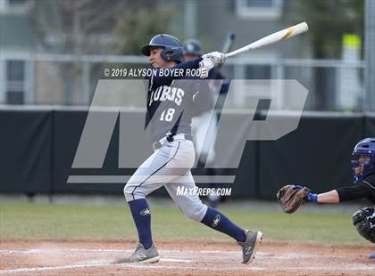 Thumbnail 3 in Plano West vs. Little Elm photogallery.