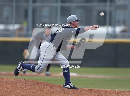 Thumbnail 3 in Plano West vs. Little Elm photogallery.
