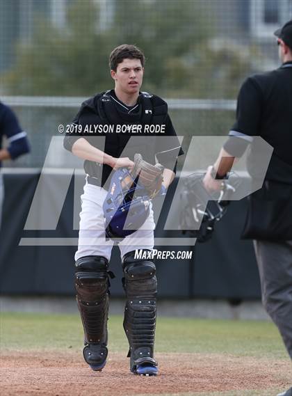 Thumbnail 3 in Plano West vs. Little Elm photogallery.