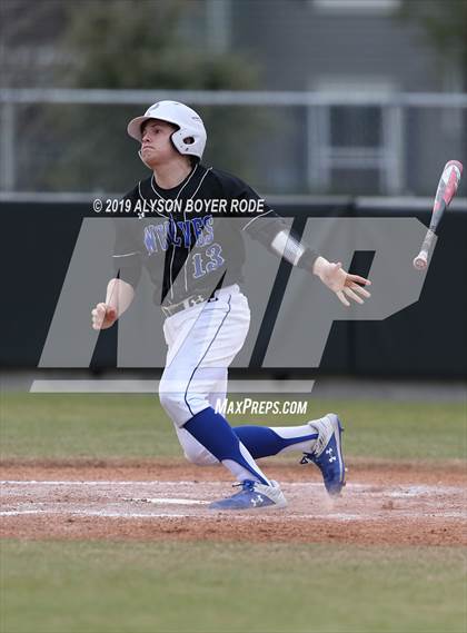 Thumbnail 3 in Plano West vs. Little Elm photogallery.