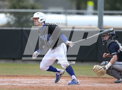 Thumbnail 2 in Plano West vs. Little Elm photogallery.