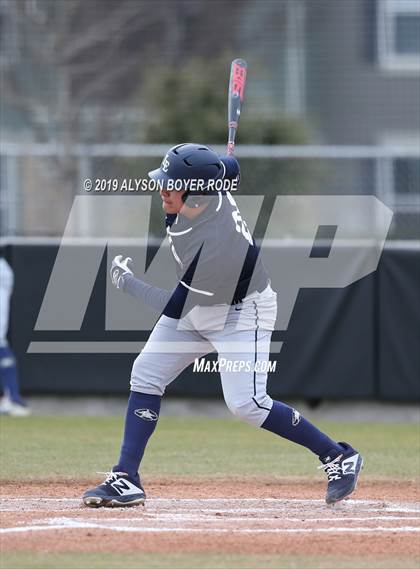 Thumbnail 3 in Plano West vs. Little Elm photogallery.