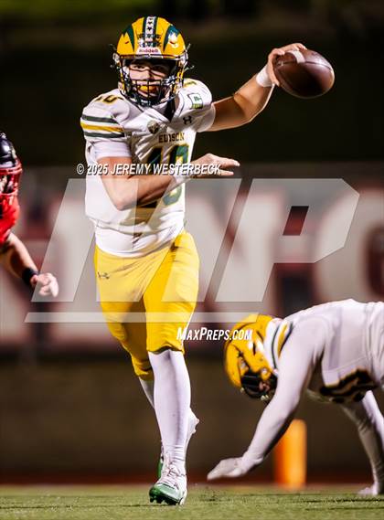 Thumbnail 3 in Edison @ Palos Verdes (CIF SS Division 3 Semifinals) photogallery.