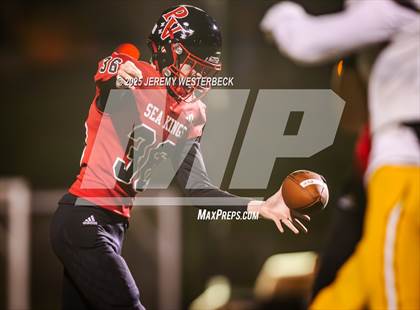 Thumbnail 3 in Edison @ Palos Verdes (CIF SS Division 3 Semifinals) photogallery.