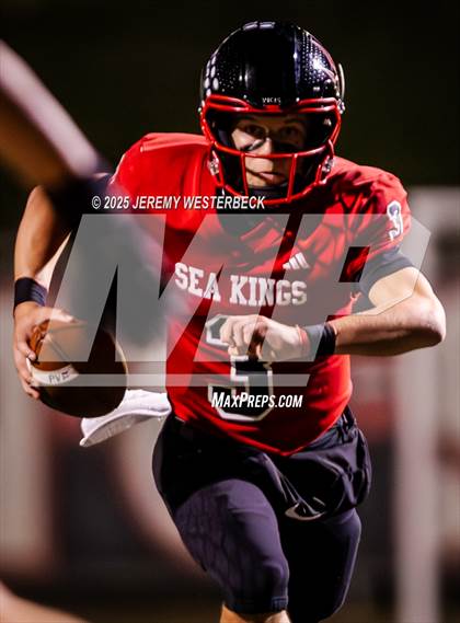 Thumbnail 3 in Edison @ Palos Verdes (CIF SS Division 3 Semifinals) photogallery.