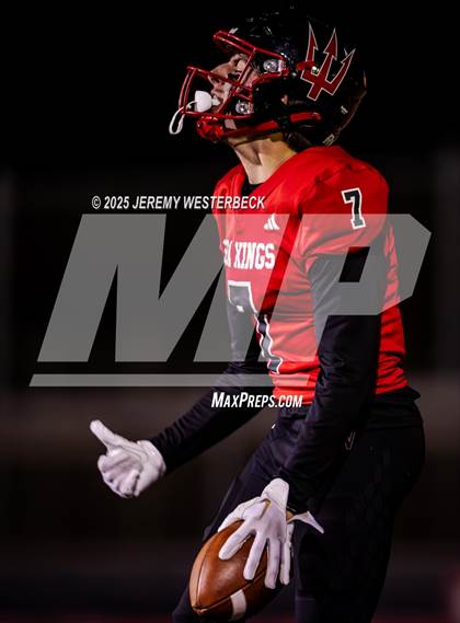 Thumbnail 2 in Edison @ Palos Verdes (CIF SS Division 3 Semifinals) photogallery.