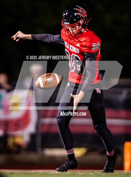 Thumbnail 2 in Edison @ Palos Verdes (CIF SS Division 3 Semifinals) photogallery.