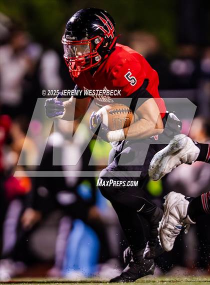 Thumbnail 2 in Edison @ Palos Verdes (CIF SS Division 3 Semifinals) photogallery.