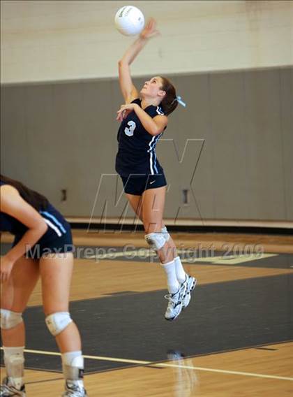 Thumbnail 2 in Burroughs @ Crescenta Valley photogallery.