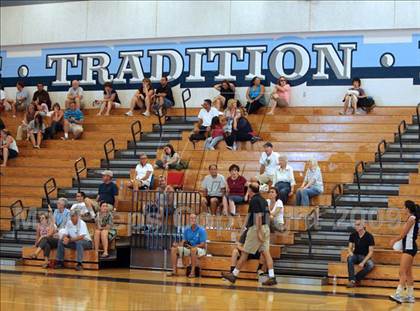 Thumbnail 2 in Burroughs @ Crescenta Valley photogallery.