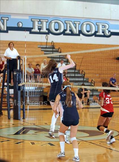 Thumbnail 2 in Burroughs @ Crescenta Valley photogallery.