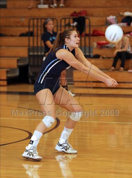Thumbnail 2 in Burroughs @ Crescenta Valley photogallery.