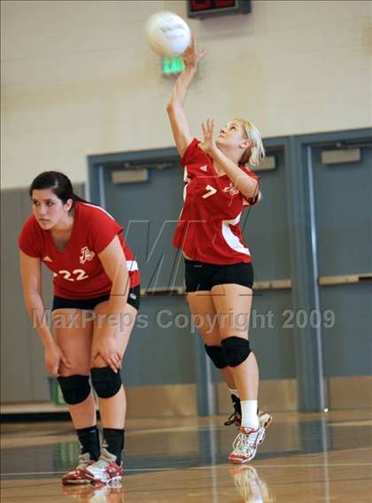 Thumbnail 1 in Burroughs @ Crescenta Valley photogallery.