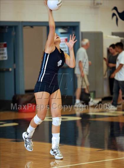 Thumbnail 2 in Burroughs @ Crescenta Valley photogallery.