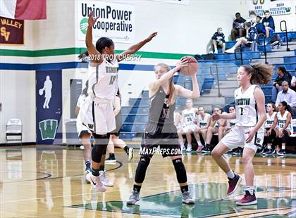 Thumbnail 2 in Sun Valley @ Weddington photogallery.