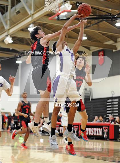 Thumbnail 1 in Murrieta Valley vs. Santiago (Tustin Holiday Classic) photogallery.