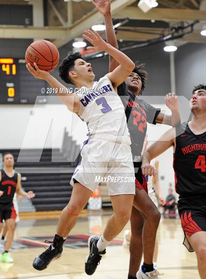 Thumbnail 3 in Murrieta Valley vs. Santiago (Tustin Holiday Classic) photogallery.