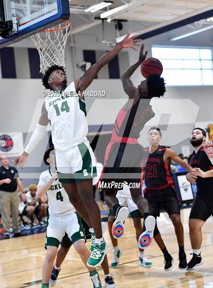 Thumbnail 3 in Hillsborough vs Sickles (Prep Hoops Sunbash) photogallery.