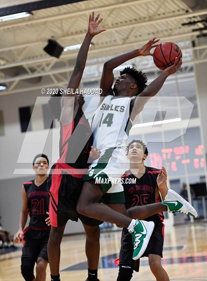 Thumbnail 1 in Hillsborough vs Sickles (Prep Hoops Sunbash) photogallery.