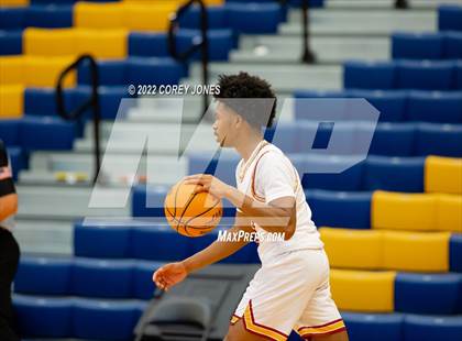 Thumbnail 1 in Shiloh vs Holy Innocent (Tournament of Champions Holiday Classic) photogallery.