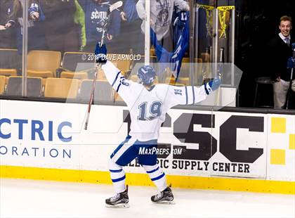 Thumbnail 3 in Lowell Catholic vs. Scituate (MIAA Division 2 Final) photogallery.